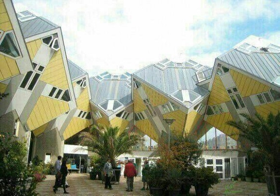 معماری عجیب یک ساختمان در هلند
